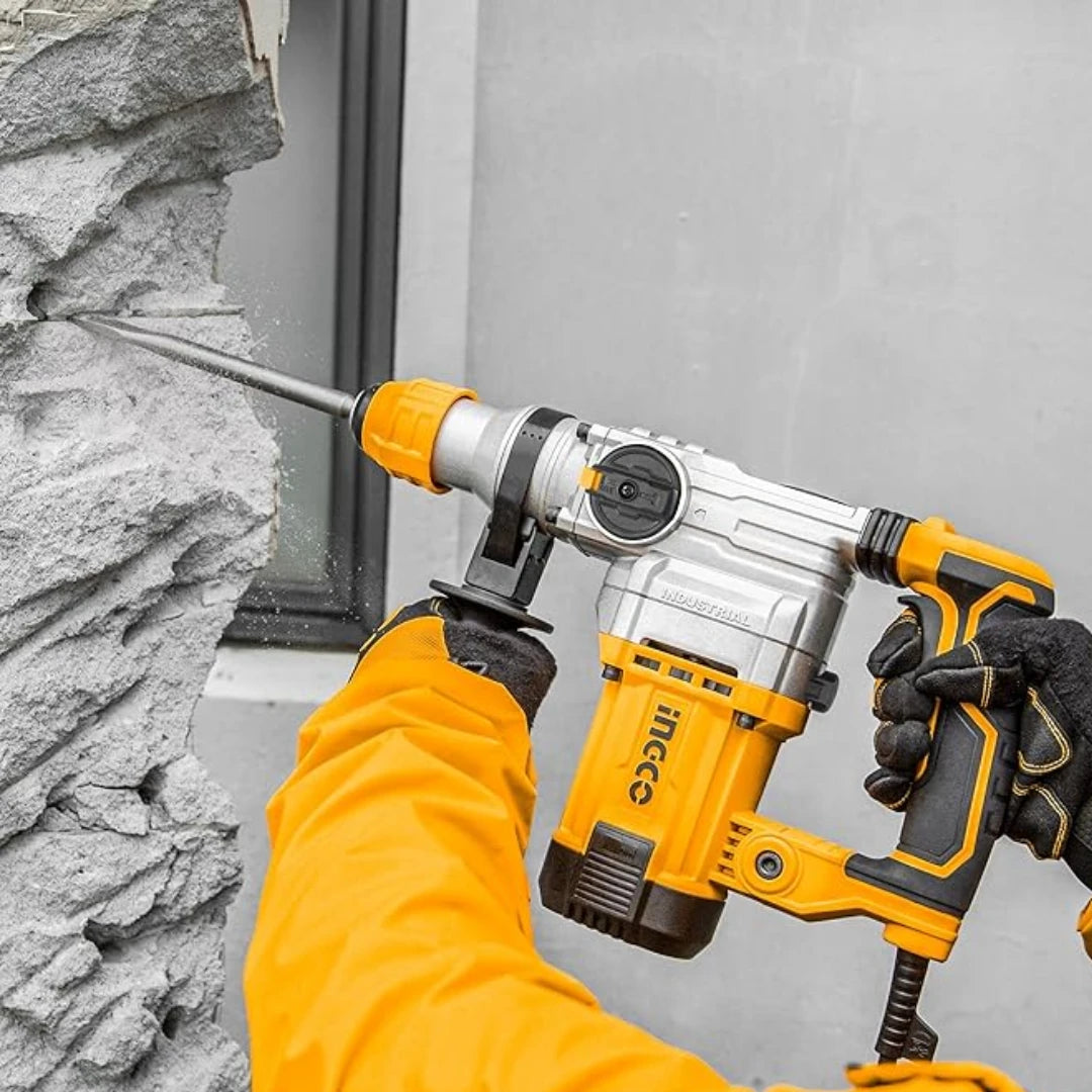 ROTOMARTILLO INGCO SDS PLUS 1050W – 4.5 J + MALETÍN + CINCELES